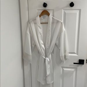 H by Halston beautiful white Bridal robe